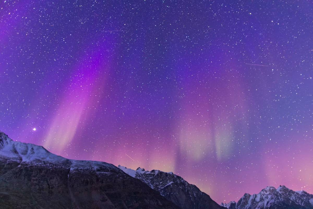 Northern-Lights-(Aurora-Borealis),-Alpefjord,-Greenland,-Adrian-Wlodarczyk-1