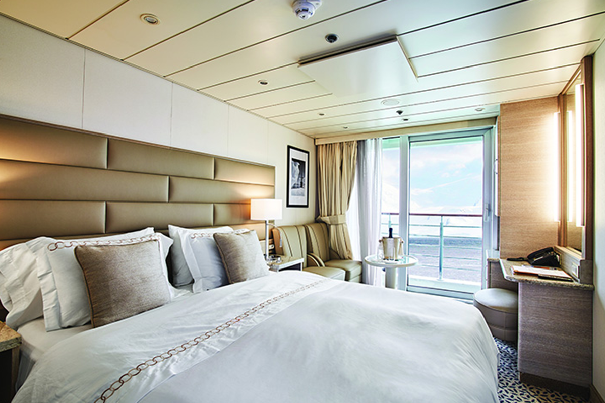 Balcony-Stateroom_Discoverer_PLX