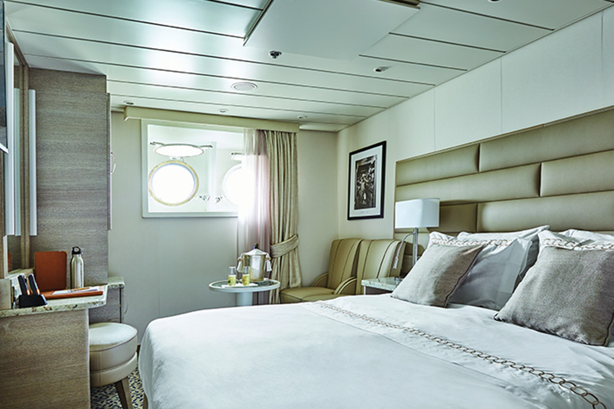 Porthole-Stateroom_Discoverer_PLX